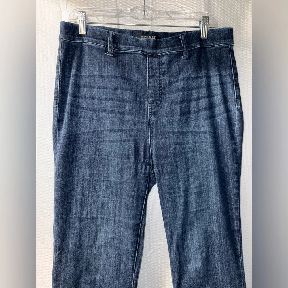 Judy Blue high-rise pull-on super flare jeans in a dark wash Size 31 ( ALTERED)